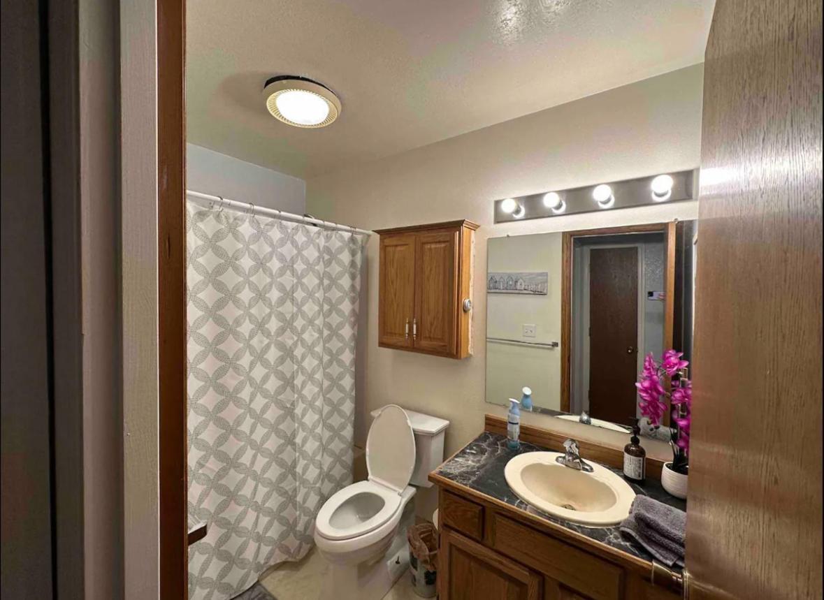 Hidden Lakefront Villa 费尔班克斯 外观 照片